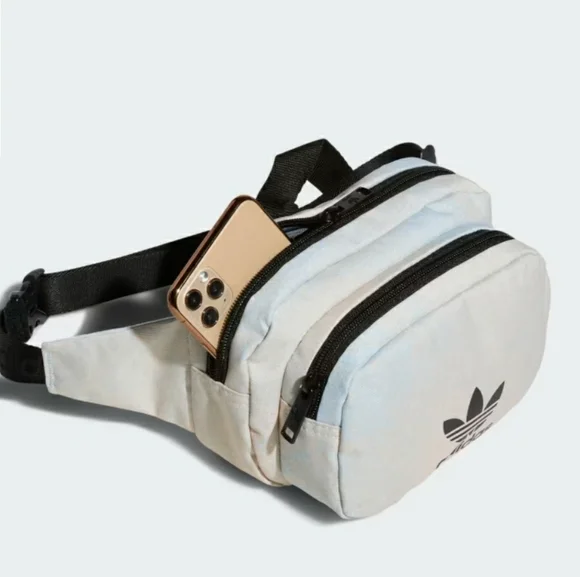 NWOT Adidas Waist Bag π - Picture 3 of 6